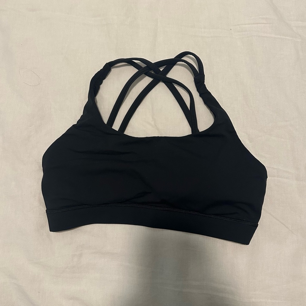 Black lulu lemon sports bra